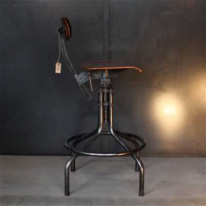 Chaise d'atelier Bienaise métal et bois 