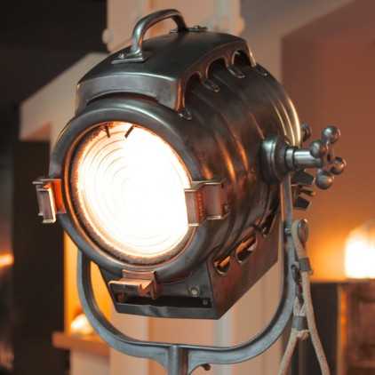 Projecteur de cinéma McALISTER