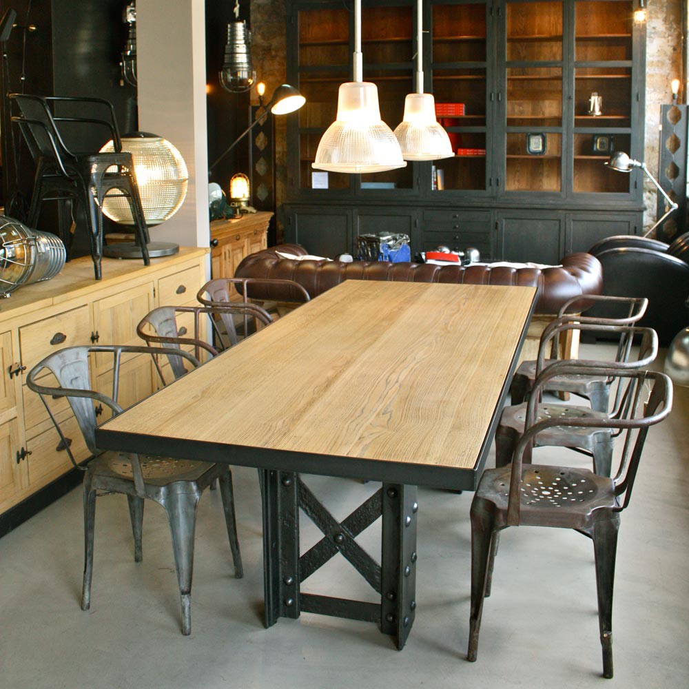 Table à manger industrielle en bois et métal Atelier - 8631