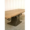 Table industrielle pied central en fonte