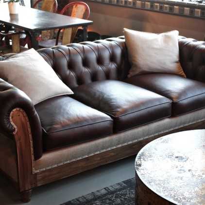 "Chesterfield" stripped down Brown leather sofa