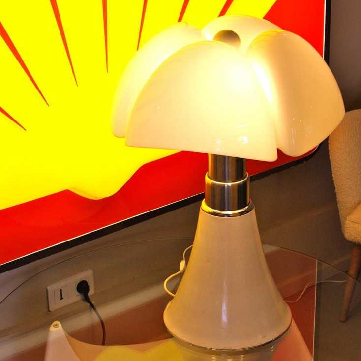 Lampe vintage Pipistrello de Gae AULENTI