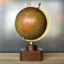 Ancienne Mappemonde style Art Deco