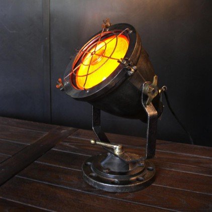 Ancien projecteur industriel ASEI