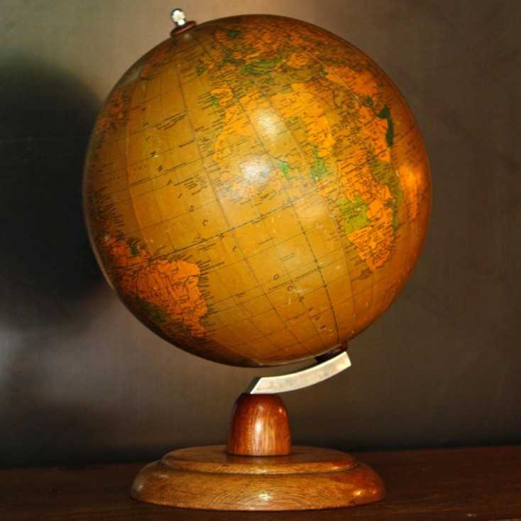 Ancien globe terrestre (petite taille)