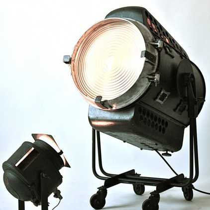 Projecteur de cinéma CREMER 