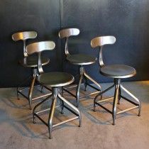 « Nicolle »  swivel chairs