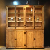 Pantry cabinet