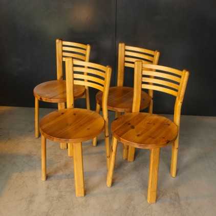 Scandinavian style naturalist chairs