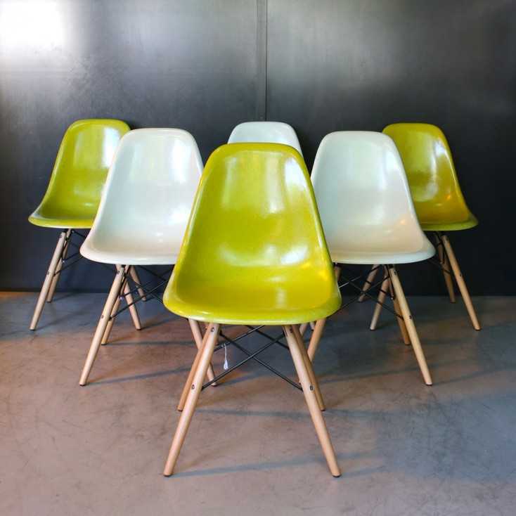 Chaises en fibre de verre Eames DSW