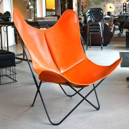 Butterfly AA orange leather armchair edition Airborne by Jorge Ferrari Hardoy