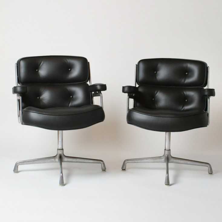 Lobby Chair by Charles Eames for Herman Miller